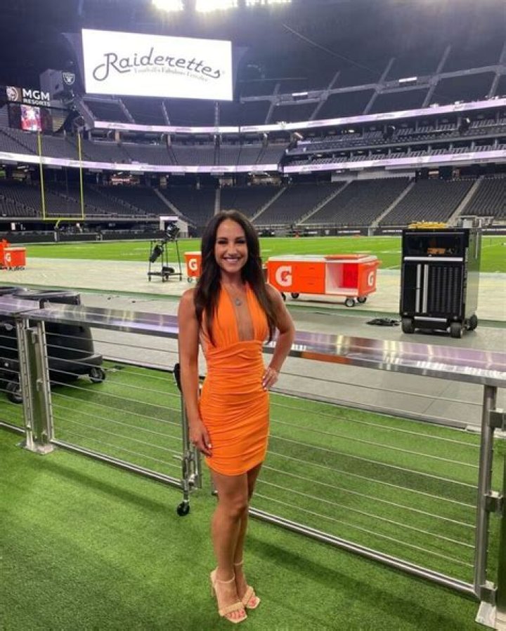 All You Need to Know About Emily Compagno's Age and More