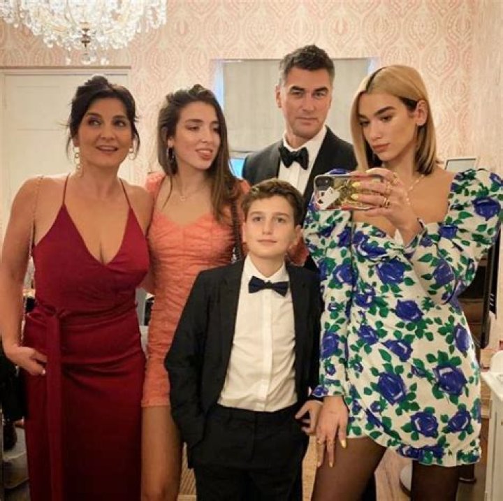 Unveiling the Age of Dua Lipa’s Daughter: A Fascinating Journey