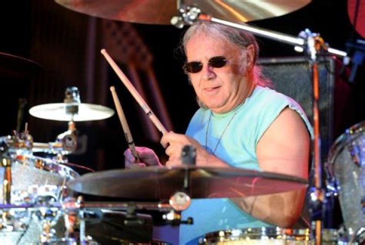 Unveiling Ian Paice's Net Worth: The Drummer's Journey to Success