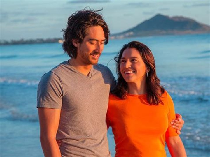 Exploring Tulsi Gabbard's Personal Life: Is She Married with Children?