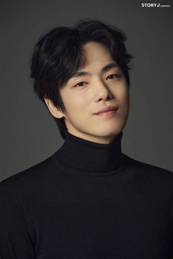 Exploring the Charismatic Journey of Kim Jung Hyun