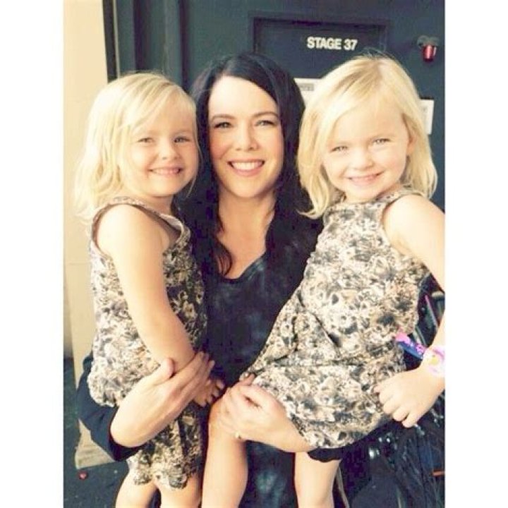 Exploring the Heartwarming World of Lauren Graham's Children