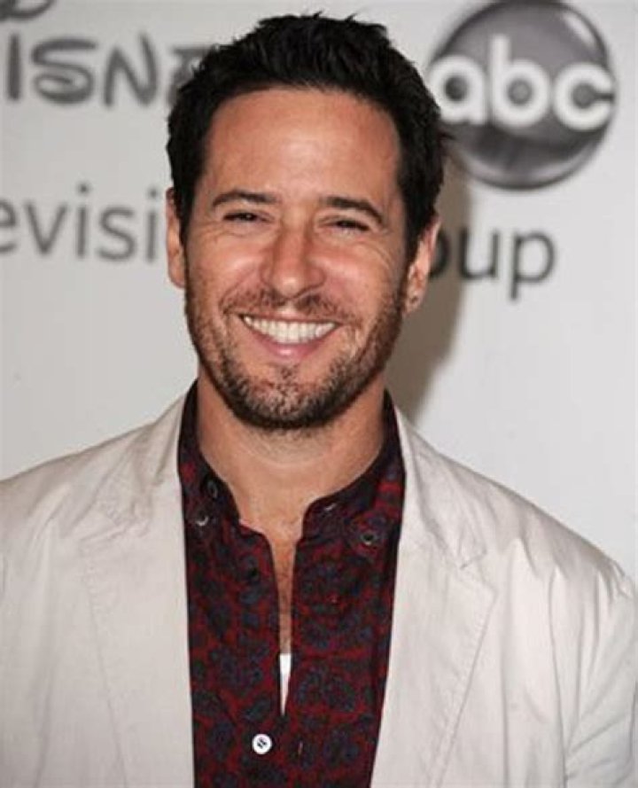 Exploring the Life and Career of Rob Morrow