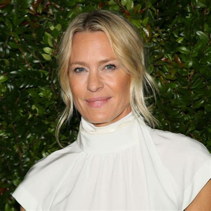 Unveiling the Enigmatic Talent of Robin Wright