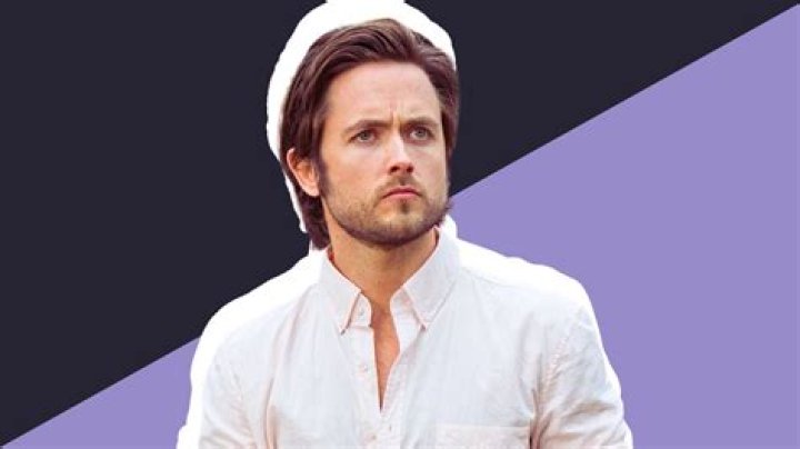 Unraveling the Mystery: What Happened to Jimmy on the Boat in Shameless?