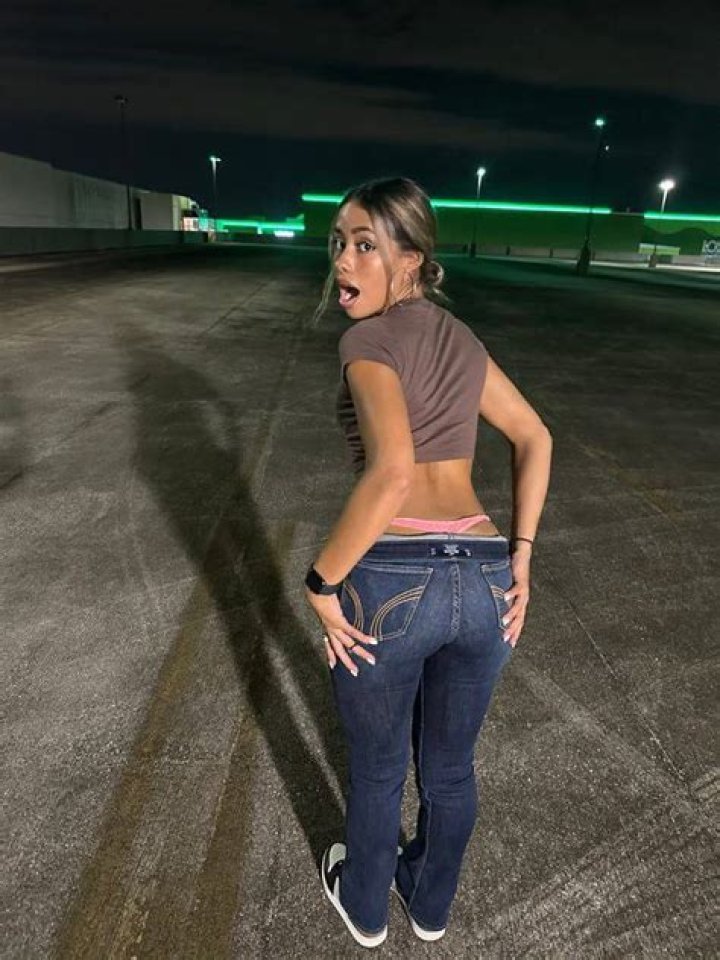 Unveiling the Allure of Ximena Saenz: A Look at Her Nude Artistry